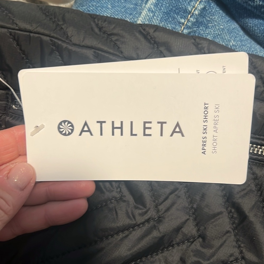 ATHLETA Apres Ski Short- Black - Picture 3 of 8